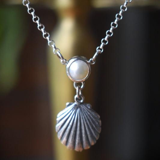 Freshwater Pearl Shell Necklace