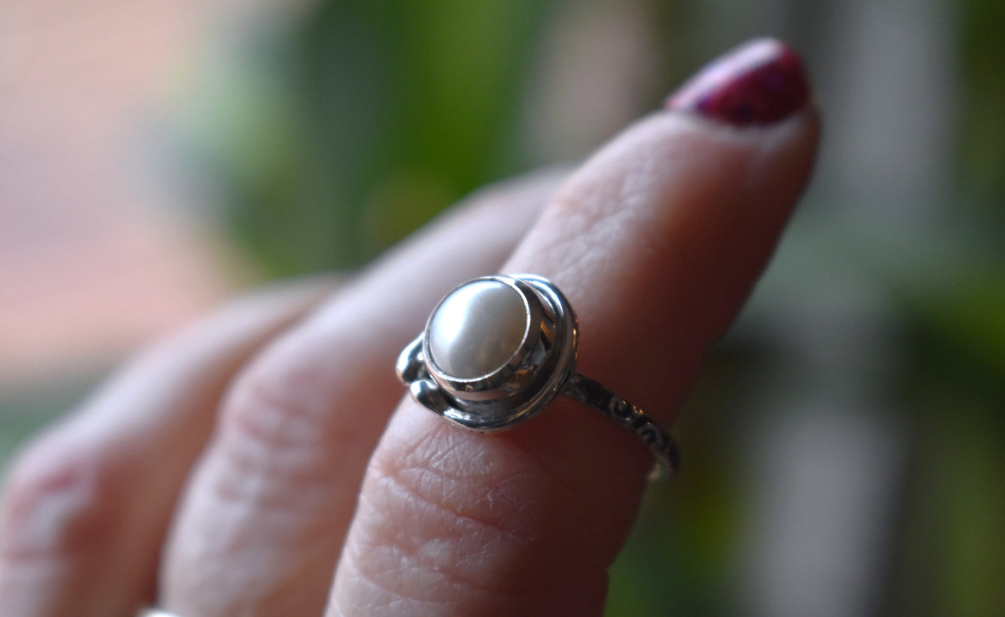 Freshwater Pearl Solitaire - size 7