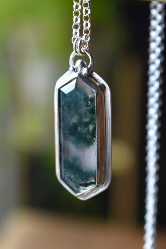 Stepped Hexagon Elongated Moss Agate Necklace