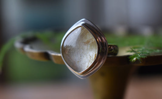 Golden Rutile Quartz Ring - Size 6.5