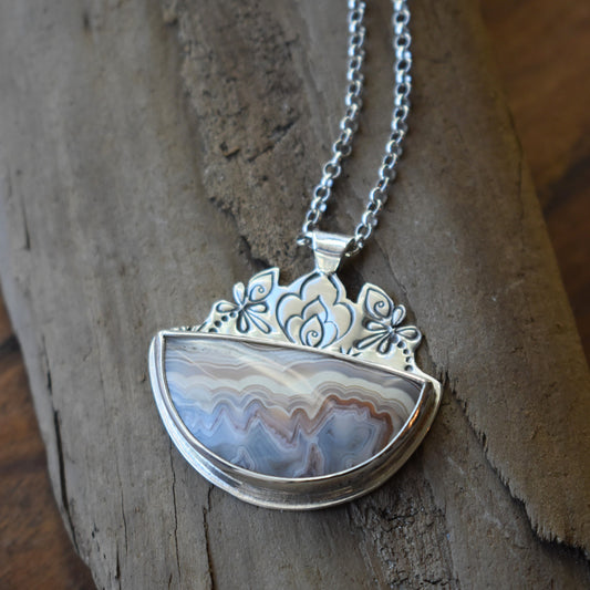 Laguna Lace Agate Necklace with stamped detail